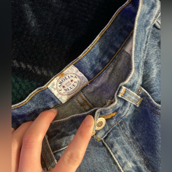 MUST BUNDLE Carolina Blues straight leg jeans - Picture 8 of 8